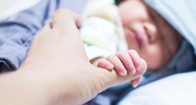 在国内哪里医院代生男孩婴儿需要用到结婚公证书吗